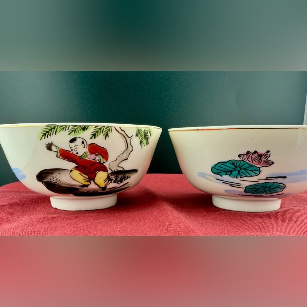 2 Rice/Soup bowls made in Japan. 4.5” D